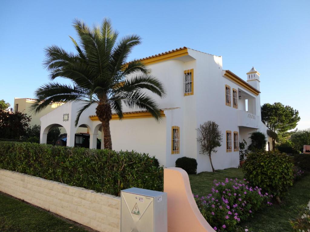 Villa Cavaco room 1